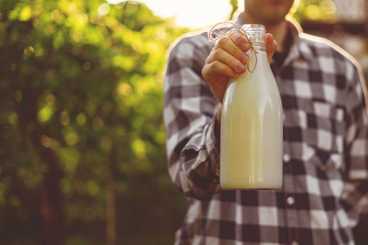 環境負荷を考えて代替ミルクを選ぶ人が増えている